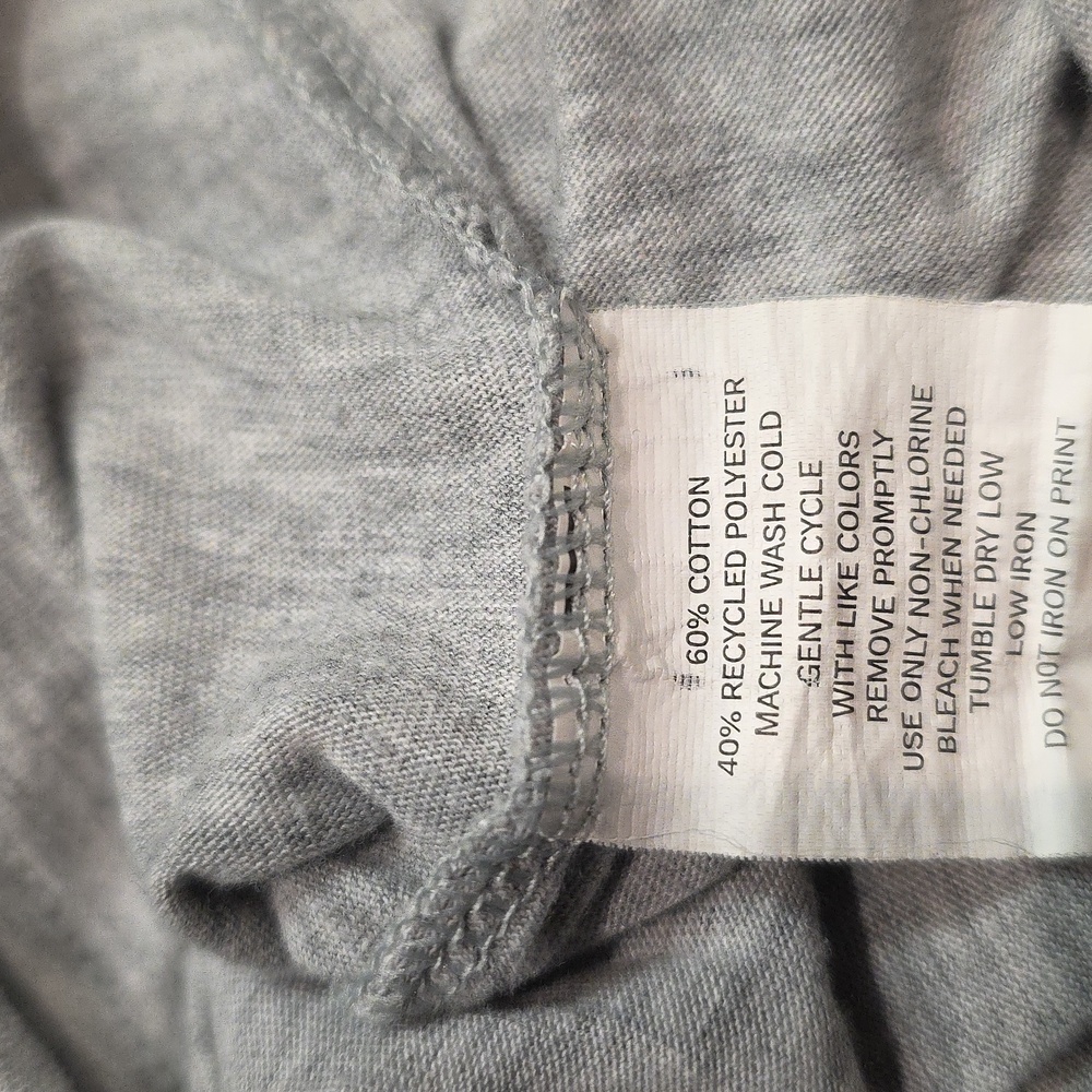 Champion Boy's Short Sleeve 18/20 Grey T Shirt With Logo Print On Front - Picture 4 of 6